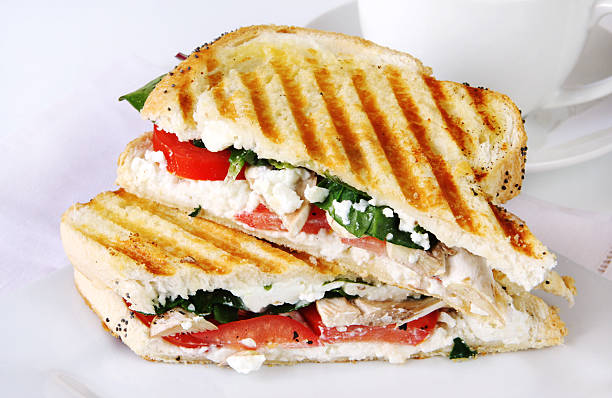 SPINACH ARTICHOKE GRILLED CHEESE SPINACH ARTICHOKE GRILLED CHEESE