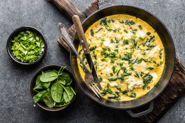 SCRAMBLED EGGS – SPINACH AND FETA