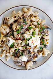 MUSHROOM AND SPINACH PASTA WITH RICOTTA